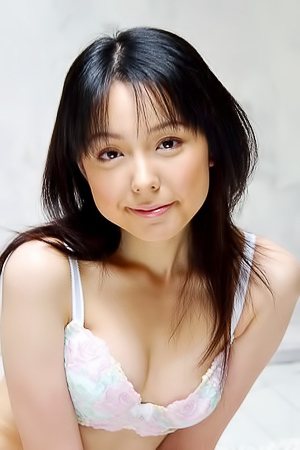 Sweet Japanese Teen Yui Hasumi