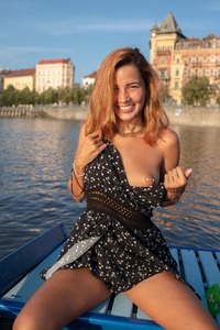 Agatha Vega Making Great Nude Sets In Public Prague