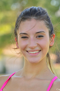 FTV Roxanna Sporty Chick Getting Naked Outdoors