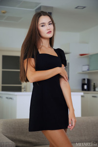 Sonya Blaze Smiles Naughtily As She Gets Naked