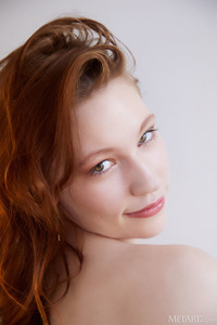 Maya Sinn Kicking Off Her Shoes And Parting Her Slender Thighs So Her Shaved Pussy Pouts Open