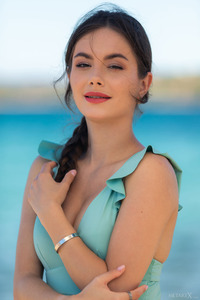 Liz Ocean Tantalizes On The Beach With Whispers Of The Breeze And Bold Moves