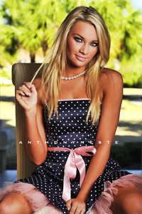 Tara Booher Erotic Photos
