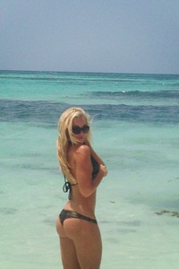Tara Booher Erotic Photos
