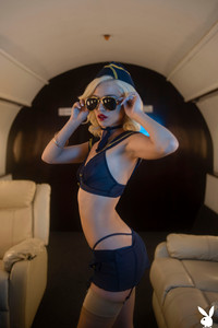 Fly Private With Adult Star Kiara Cole For Best Pleasure