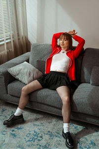 Kate Quinn And Helina Dream In Sultry Lesbian Action With Fishnet And Heels Indoors