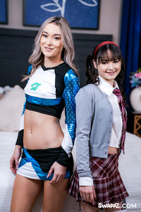 Thea Summers Understands Remi Raw In A Wild Cheerleader-nerd Throwdown!