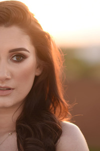 Bonnie Lee Posing Naked At Sunset