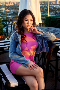 Asian Babe Lulu Chu Loves Elegant Anal Sex
