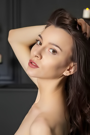 Naked Brunette Amber Proudly Presenting Her Sexy Ass