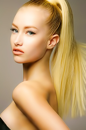 Models With Ponytail Hairstyles