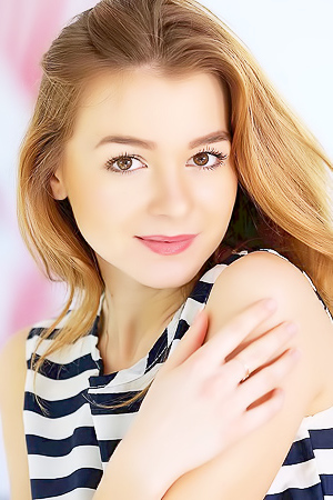 MPL Studios Presents pretty babe Stefani