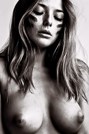 OLGA KOBZAR, DIOSAS DE INTERNET