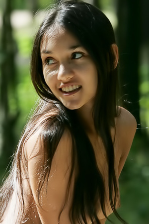 Kamilla in the park