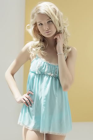Erotica set from passionate little doll