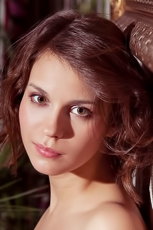 Tirata Ravishing brown eyed barely legal model striping at home