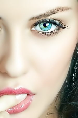 Natural Hotties With Splendid Faces