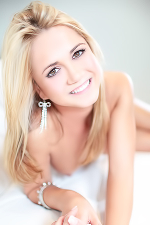 Blonde Teen Cum Swallowing