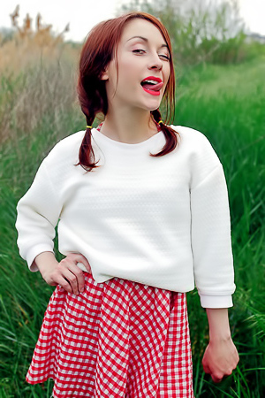 Sexy redhead Night A