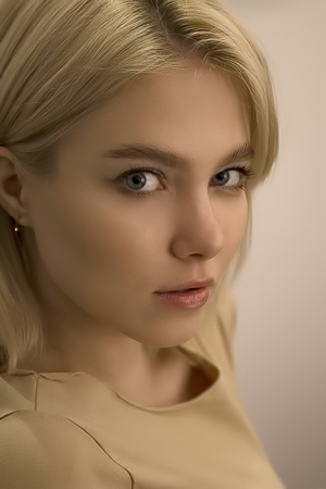 Scarlet Expose Her Hot Ass