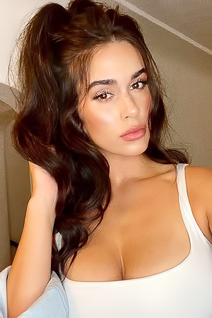 THE INSTAGRAM OF THE DAY: LEAH BLEFKO