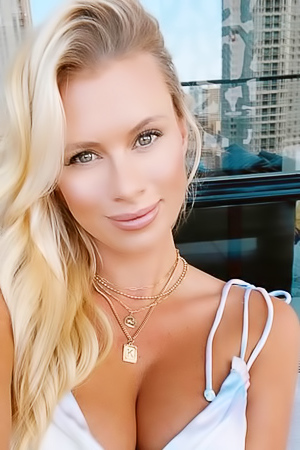 Hot Golf Instructor Katie Kearney porn pic gallery