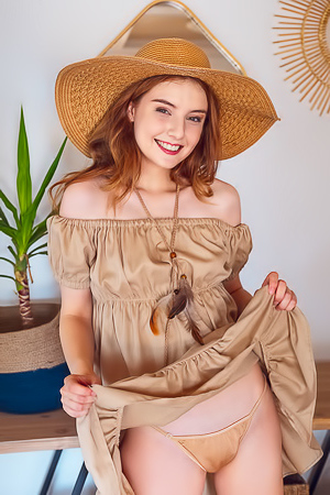 Shaven Redhead Teen Sienna