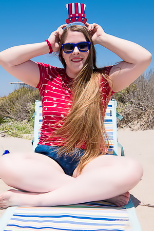 Lana Del Lust July 4th Beach Babe
