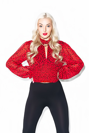 Sasha Kray And Lovita Fate Licking Pussy And Uses Strapon To Fuck