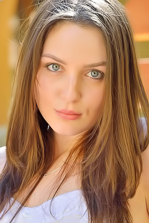 Adorable Brunette Teen Brooke Reveals Her Cute Boobs