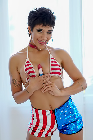 Brooklyn Gray In Naughty Patriotic Fuck Sesh