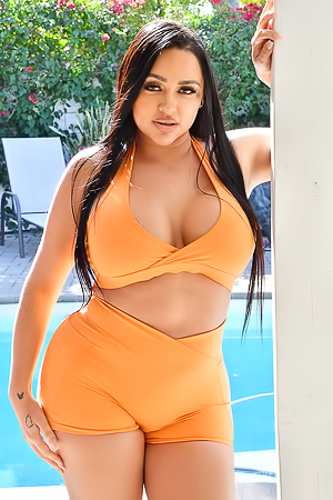 Baby Poolside & Shower Play FTV Milfs