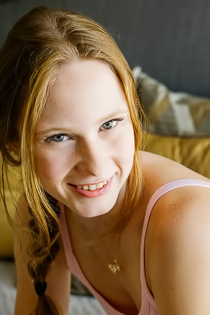 The Noon Sun / Zuzanna / Met Art