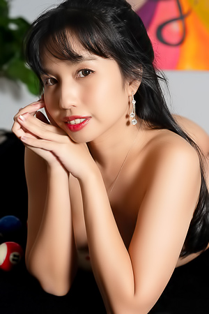 Norah Reveal Her Cute Booty In Thong Panties As She Bends Over The Table To Take A Shot