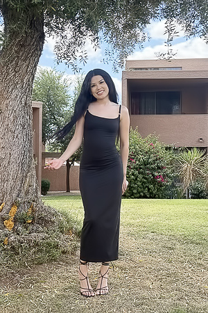 Lusty Camila Sex Toying In A Car