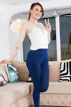 Lap It Up porn pics gallery