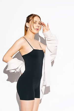 Mia And Muna Enjoys Lesbian Strapon Sex