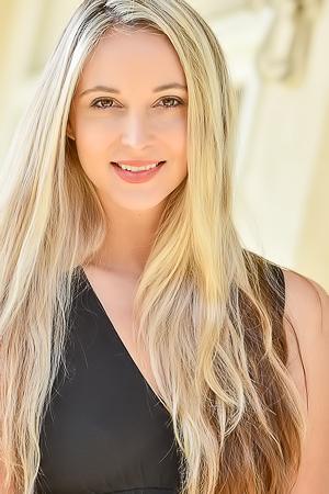 Allie - A Vibration Girl