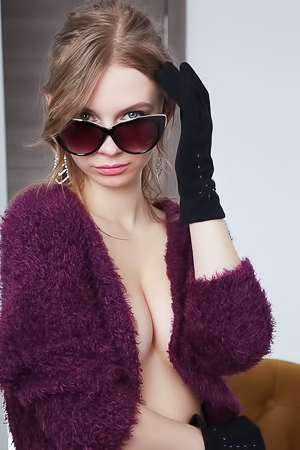 Nasty Young Kitty Siya