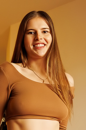 Alli Chandler Good Jeans Zishy