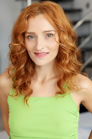 Lucianna Lucci Taking With Her Plump Twat And Her Lovely Slim Body