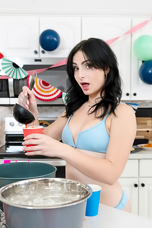 Evie Christian | Cheating With Ex At Party | Kitchen Titty Fuck