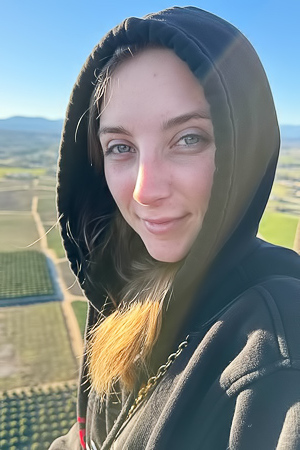 Macy Meadows - Amateur Pink Pussy