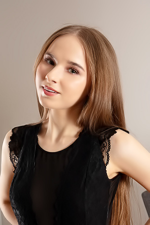 Sasha Quinn Spreading Her Slender Thighs Wide And Flaunting Her Perky Breasts Playfully