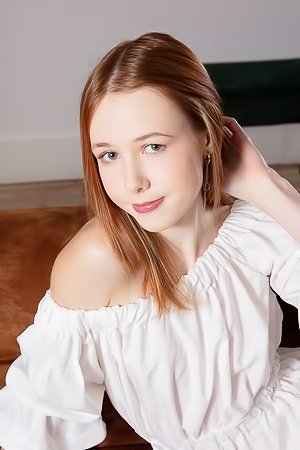 Lila Rose Naked And Parting Her Porcelain-pale Thighs Flirtatiously