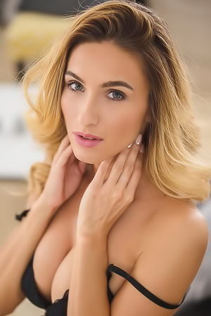 Cara Mell Is Drop Dead Gorgeous