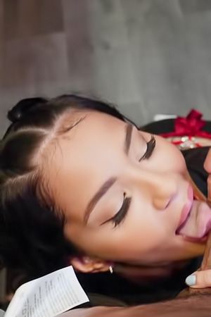 Anais Amore Gets Slutty Behind Fast Food Counter