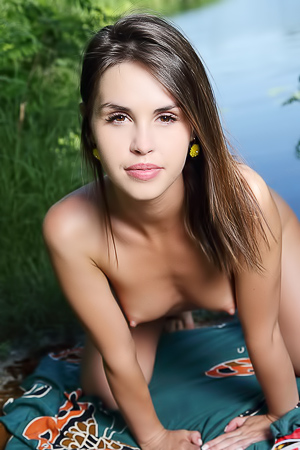 Vana L Splayed Sensually For Pure Carnal Level