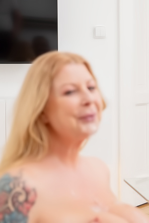 Tammy Jean Orgasms Wildly with Breeding Dreams and Cheating Desires