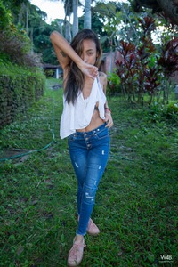 Camila Luna Enjoys Sunset With Masturbating